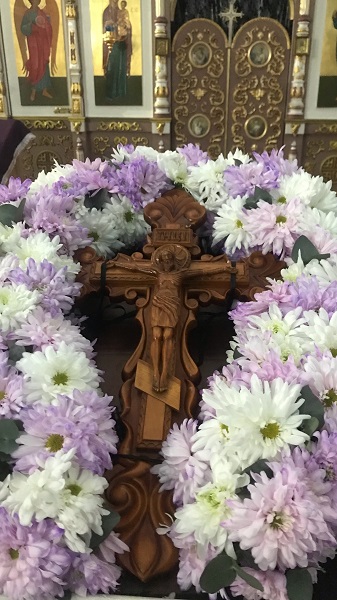 Крестопоклонная неделя